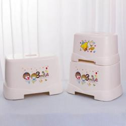 四季方凳（?。?/></a></div>
<div   id=